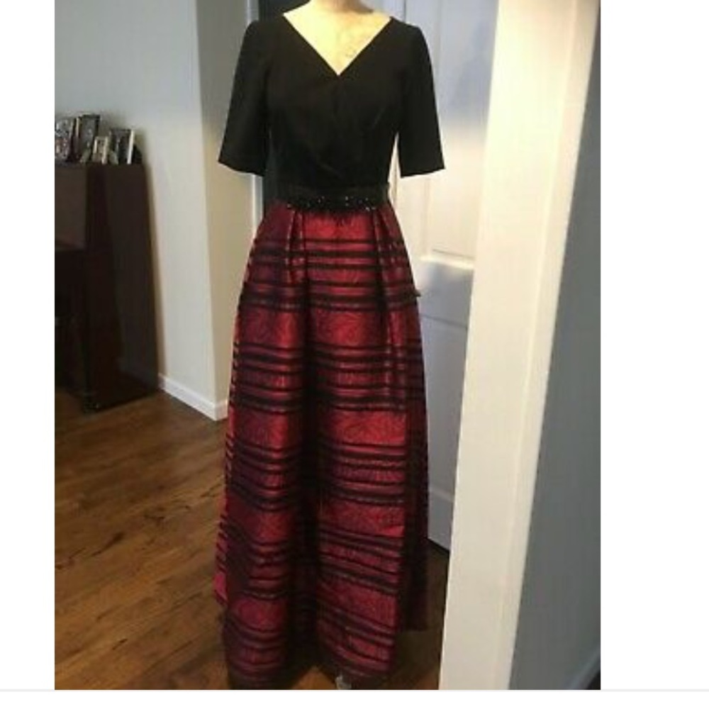New Teri Jon Sport Long Evening Dress Size 6